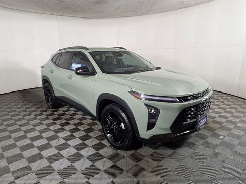 Certified 2025 Chevrolet Trax ACTIV w/ Driver Confidence Package image 6