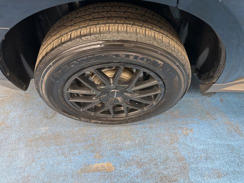 Used 2016 Chevrolet Equinox LT w/ Convenience Package image 5