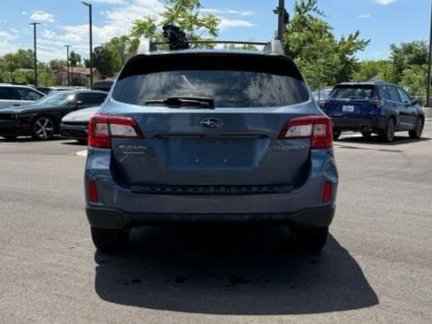 Used 2015 Subaru Outback 2.5i Premium AWD/4WD image 3