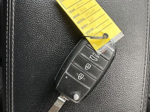 Used 2016 Kia Optima LX image 30