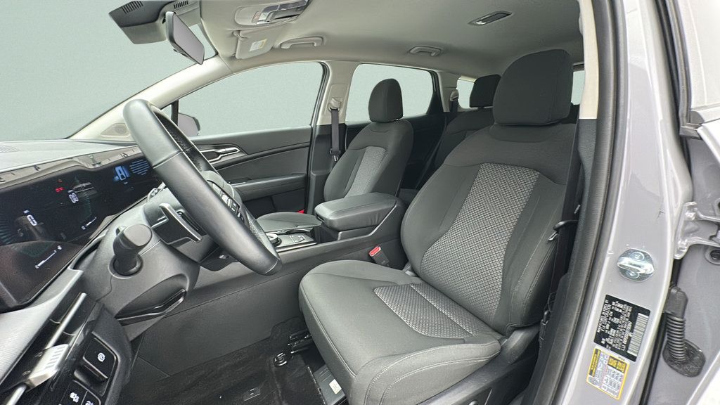 Used 2026 Kia Sportage S AWD/4WD image 14