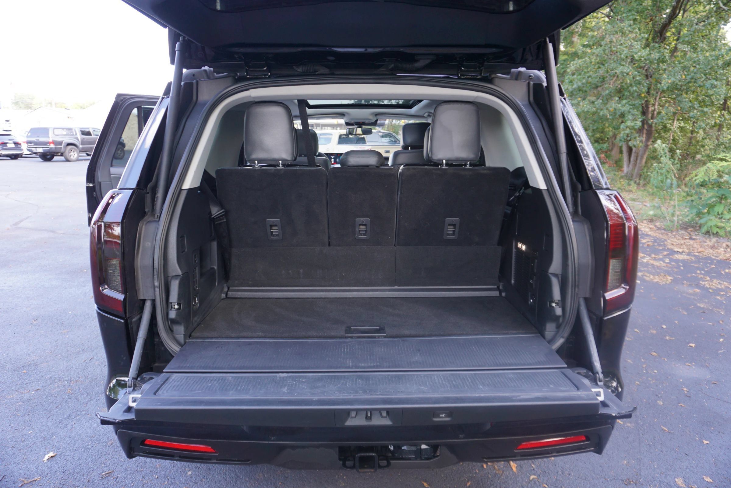 Used 2025 Ford Expedition Active RWD image 21
