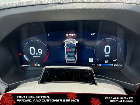 Used 2025 Ford Explorer ST-Line w/ ST-Line Street Pack AWD/4WD image 27