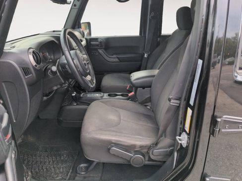 Used 2017 Jeep Wrangler Unlimited Sport w/ Quick Order Package 24S image 11