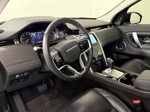 Used 2022 Land Rover Discovery Sport S image 4