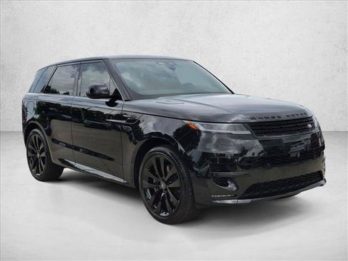 Used 2025 Land Rover Range Rover Sport Dynamic SE AWD/4WD image 3