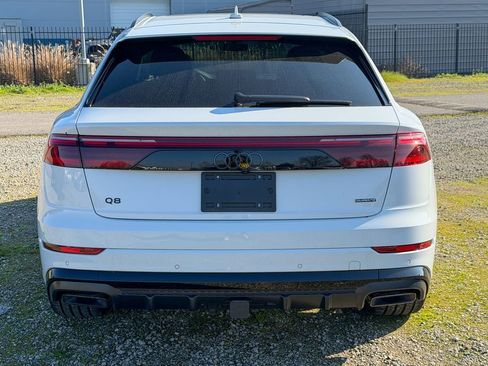New 2025 Audi Q8 Premium Plus image 10