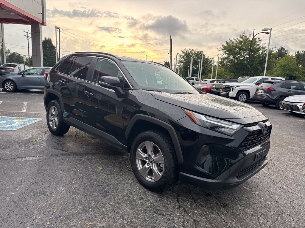 Certified 2025 Toyota RAV4 XLE AWD/4WD image 9