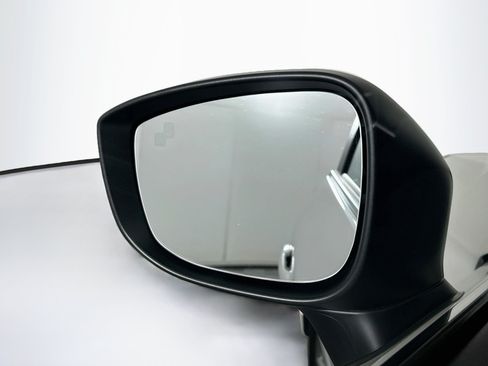 Used 2025 MAZDA CX-5 AWD 2.5 S w/ Preferred Package image 16
