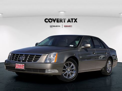 Used 2010 Cadillac DTS Luxury image 1