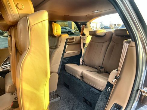 New 2026 Land Rover Range Rover Long Wheelbase SE image 19