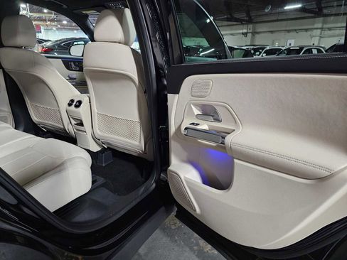 New 2026 Mercedes-Benz GLB 250 4MATIC image 13