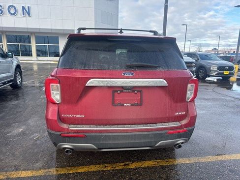 Used 2022 Ford Explorer Limited w/ Equipment Group 301A image 6