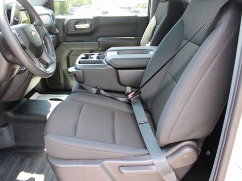 New 2025 Chevrolet Silverado 1500 W/T w/ WT Value Package image 9