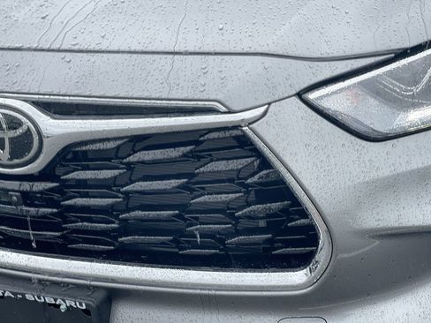 Used 2026 Toyota Highlander Limited AWD/4WD image 20