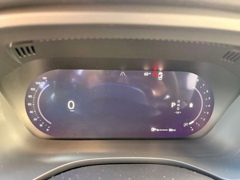 New 2026 Volvo XC60 B5 Core w/ Climate Package image 18