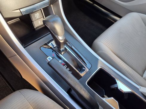 Used 2014 Honda Accord LX image 11