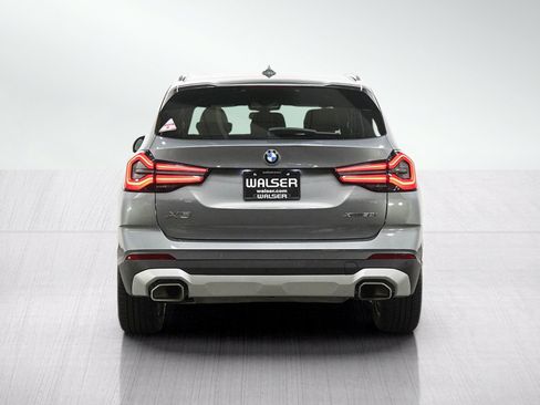 Used 2023 BMW X3 xDrive30i AWD/4WD image 4
