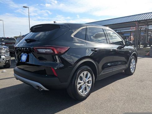 New 2026 Ford Escape Active image 4