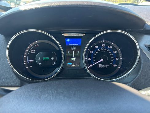 Used 2015 Hyundai Sonata Hybrid image 13