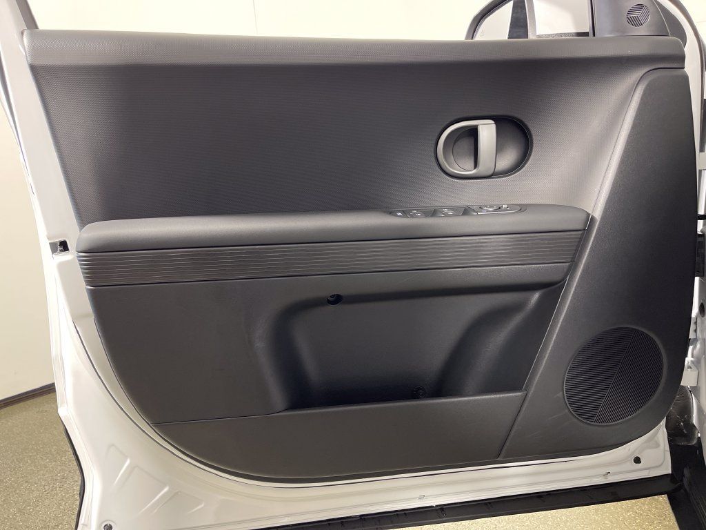 Certified 2026 Hyundai Ioniq 5 SEL RWD image 19