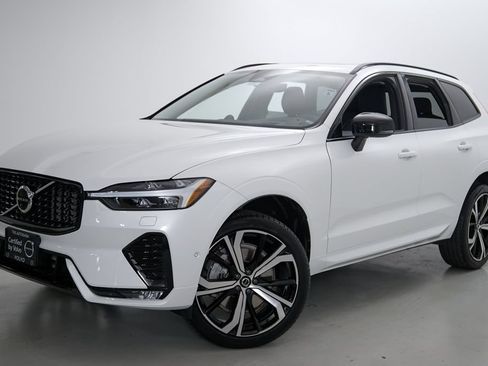 Certified 2023 Volvo XC60 B6 Ultimate w/ Climate Package AWD/4WD image 2