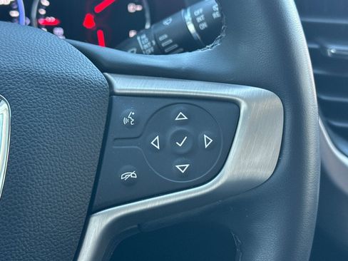 Used 2023 GMC Acadia Denali w/ Black Diamond Edition image 37