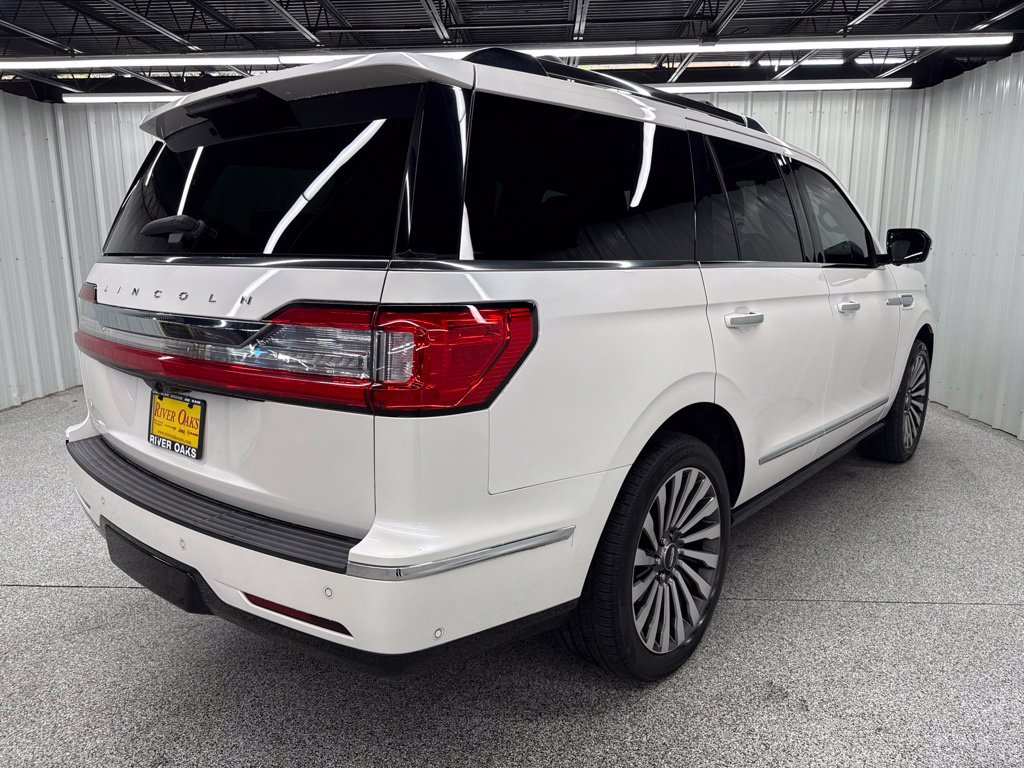 Used 2018 Lincoln Navigator Reserve w/ Technology Package AWD/4WD image 6