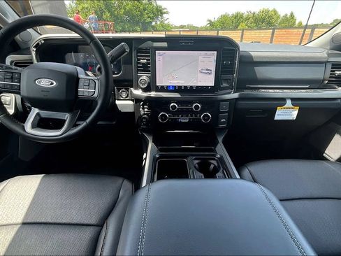 Used 2026 Ford F250 Lariat w/ Lariat Premium Package AWD/4WD image 15