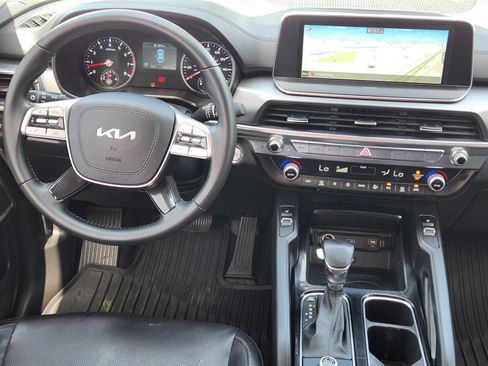 Used 2022 Kia Telluride S FWD image 10
