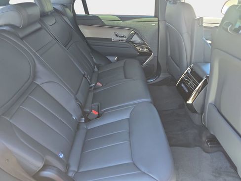 New 2026 Land Rover Range Rover Sport SE AWD/4WD image 11