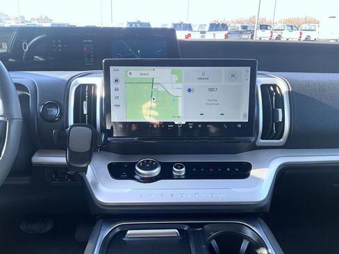 Used 2025 Ford Expedition Max Active image 14