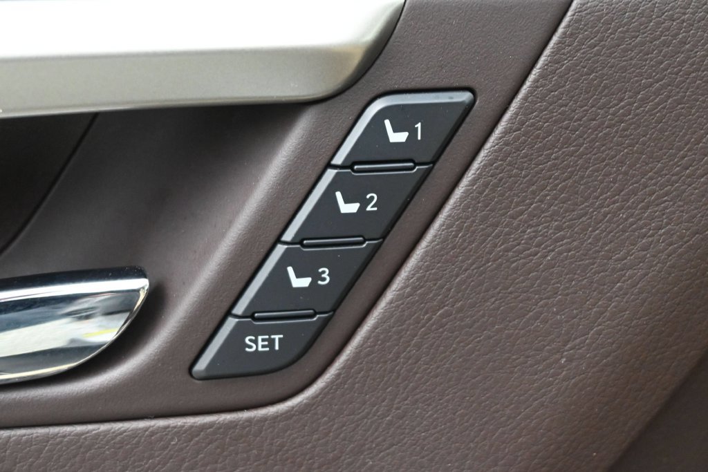 Used 2017 Lexus RX 350 FWD w/ Premium Package image 4