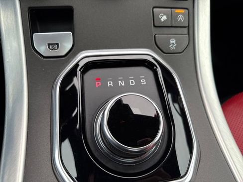 Used 2017 Land Rover Range Rover Evoque HSE Dynamic image 32