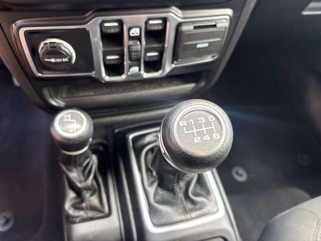 Used 2021 Jeep Wrangler Unlimited Sport AWD/4WD image 14