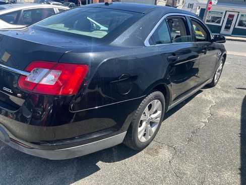 Used 2010 Ford Taurus SEL image 9