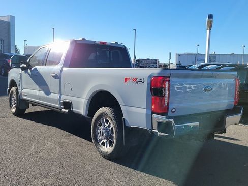 Certified 2025 Ford F350 Lariat w/ Lariat Ultimate Package image 3