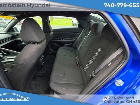 Used 2025 Hyundai Elantra Sport FWD image 19