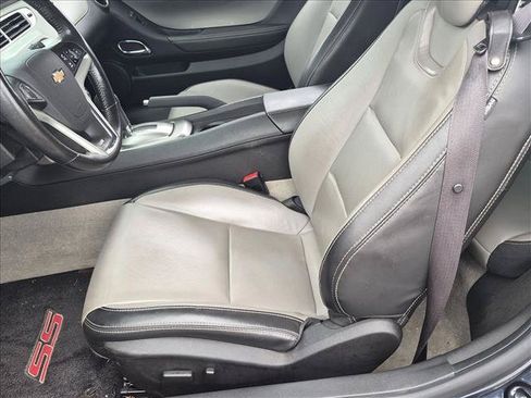 Used 2014 Chevrolet Camaro SS w/ RS Package RWD image 13