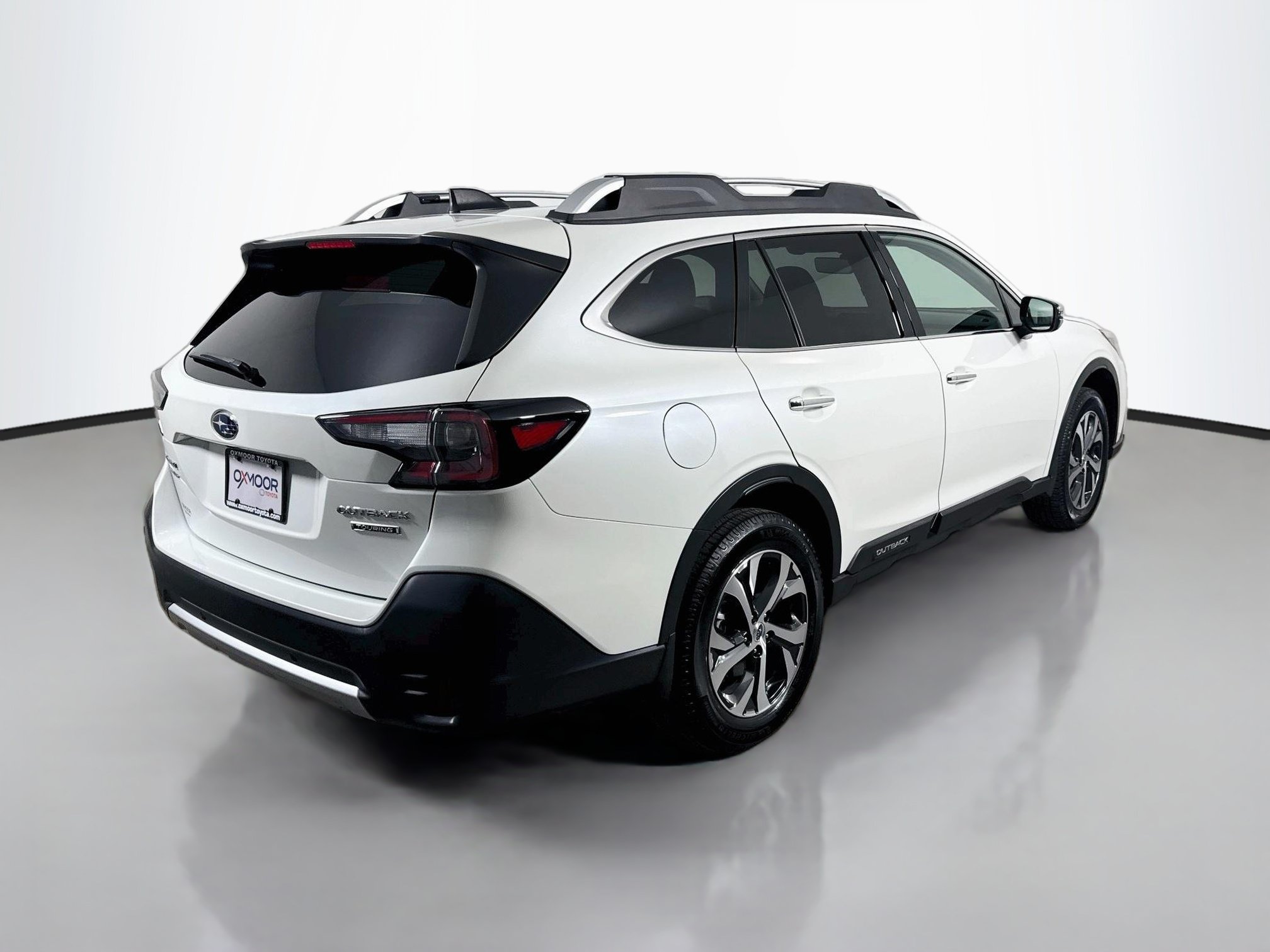 Used 2021 Subaru Outback Touring w/ Tech Package 3 AWD/4WD image 7