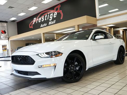 Used 2018 Ford Mustang Premium w/ Equipment Group 201A RWD image 21
