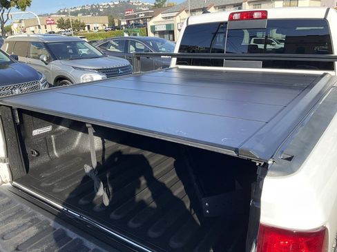 Used 2017 RAM 1500 Big Horn image 9