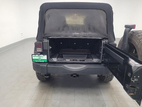 Used 2016 Jeep Wrangler Unlimited Sport w/ Connectivity Group image 29