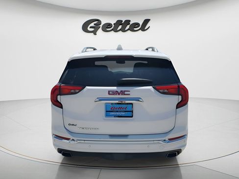 Used 2020 GMC Terrain Denali w/ Denali Premium Package FWD image 6