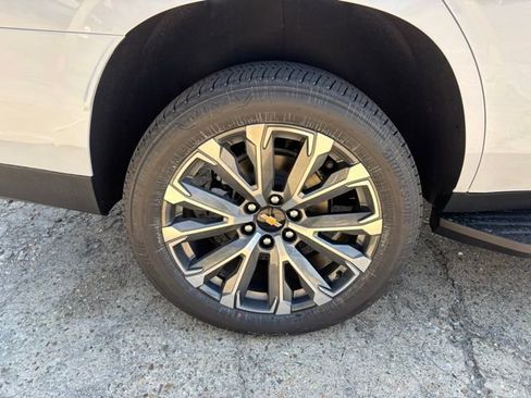 New 2026 Chevrolet Tahoe High Country AWD/4WD image 9