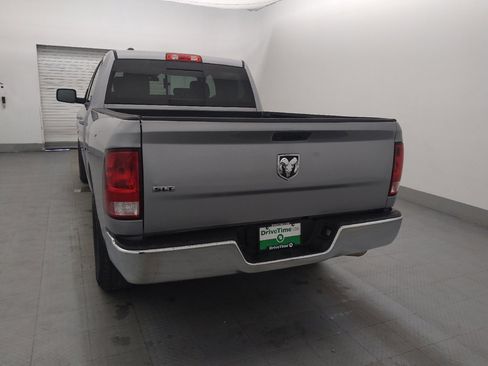Used 2020 RAM 1500 Classic SLT image 5
