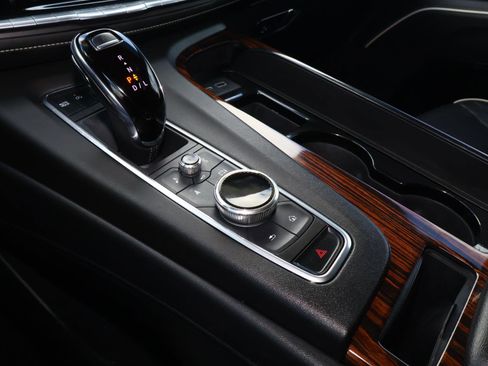 Used 2021 Cadillac Escalade ESV Premium Luxury w/ Driver Assist Tech Package image 35