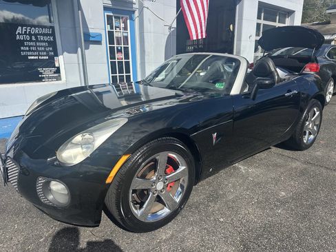 Used 2008 Pontiac Solstice GXP w/ Premium Package image 4
