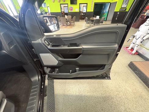 Used 2021 Ford F150 XLT w/ Equipment Group 302A High image 33