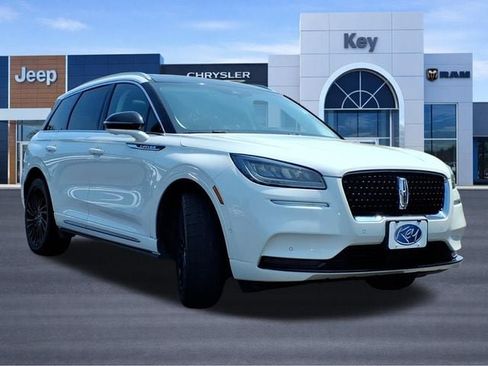 Used 2021 Lincoln Corsair Reserve AWD/4WD image 6